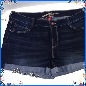 🔥CLEARANCE 🔥Arizona Jeans Co. Shorts Dark Wash
